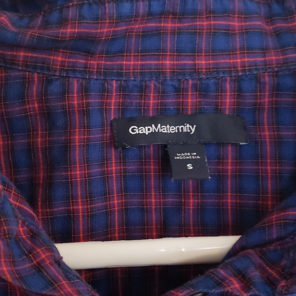 Maternity half button up - Picture 3 of 4